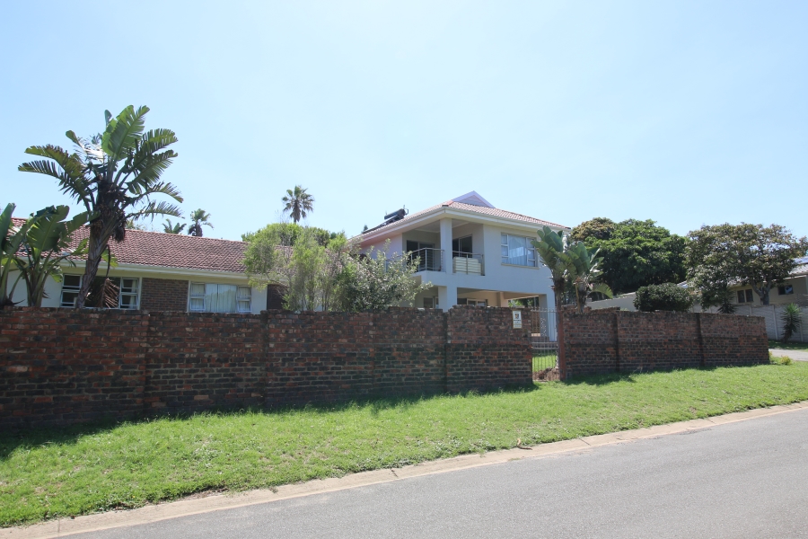 5 Bedroom Property for Sale in Gonubie Eastern Cape